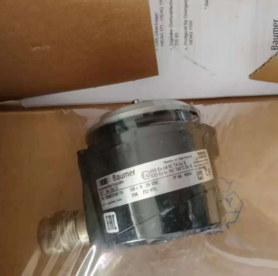 New Original BAUMER OG71 DN 256 CI Incremental Encoder with Optical Sensing IP66 Protection and 10000 rpm Operating Speed