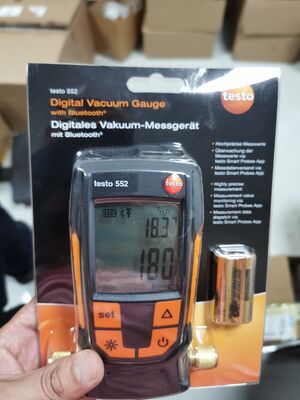 Testo 552 Digital Pressure Gauge with 0 to 0.39 psi Range Bluetooth 4.0 and IP42 Protection